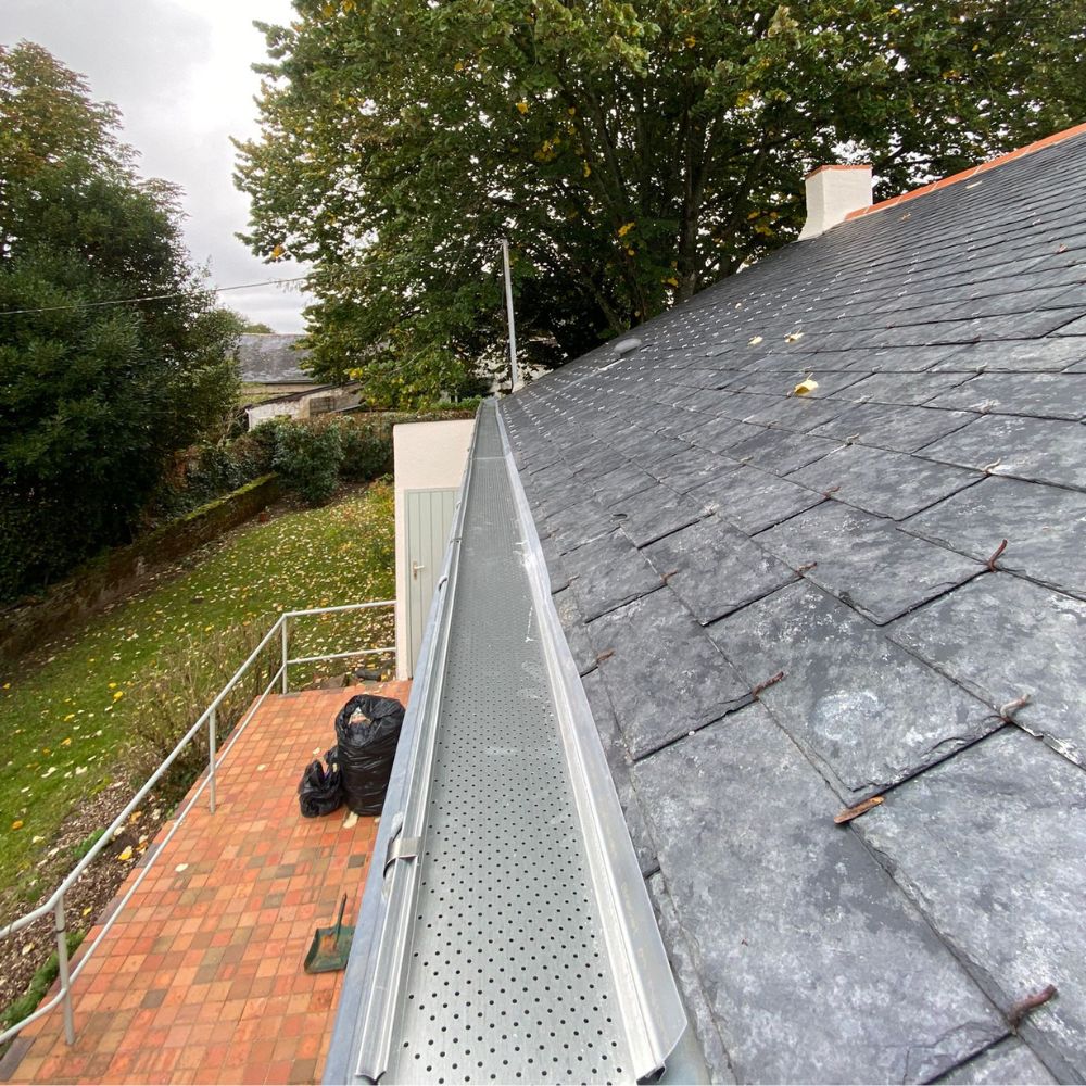 Nettoyage Gouttière Denée - Gouttière - Toit en ardoise