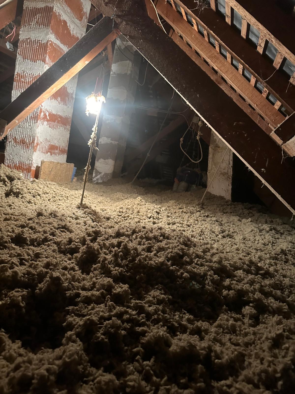 Isolation des combles Longué