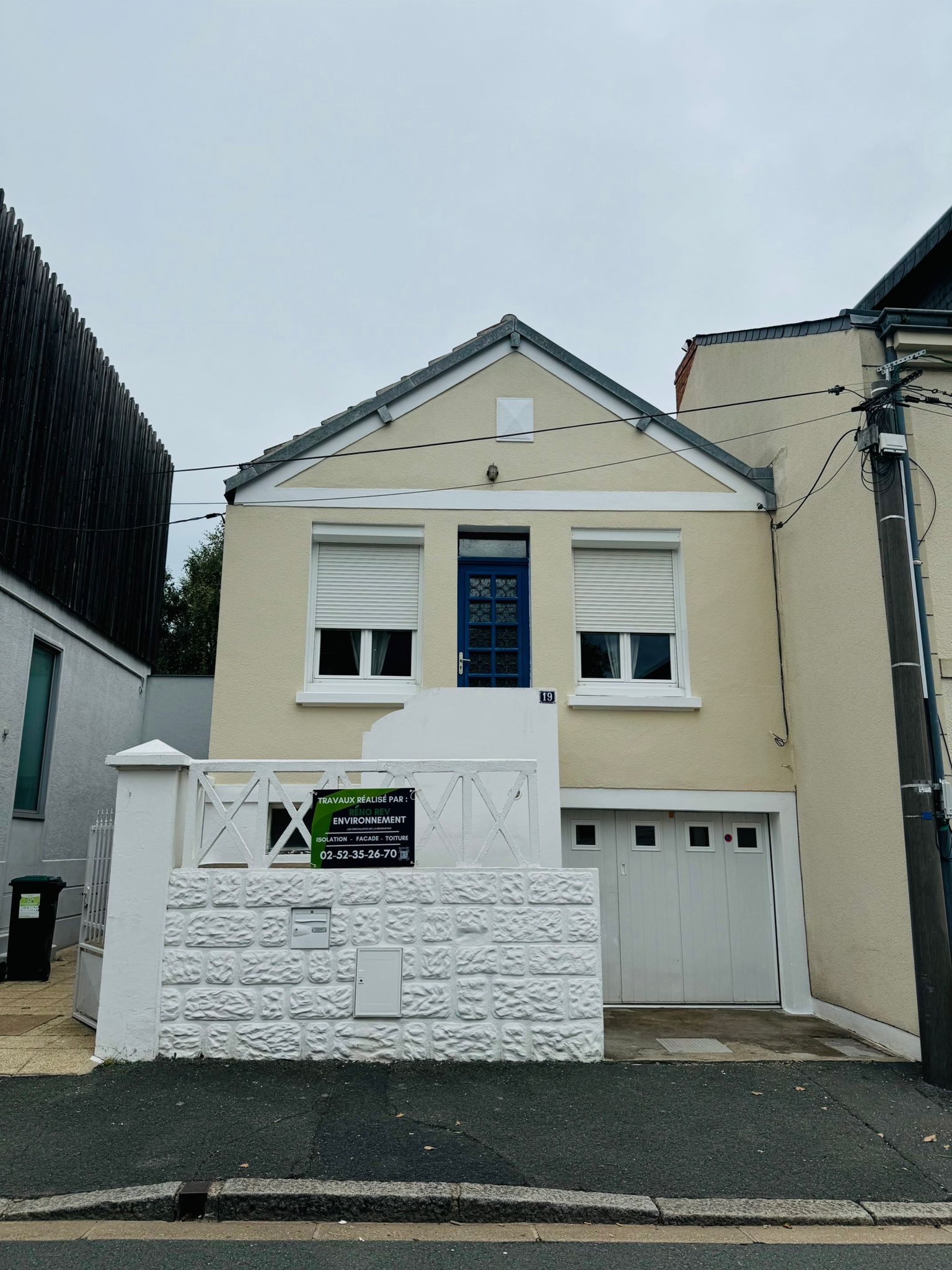 Ravalement de façade - Peinture Hydrofuge Façade - Maison Angers